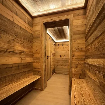 In 4 Vallees With Ski-in Access *