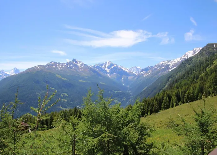 In 4 Vallees With Ski-in Access *