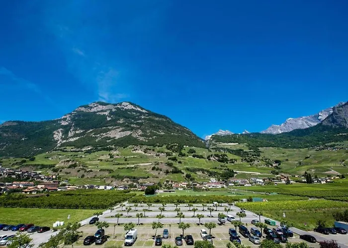 Chalet In 4 Vallees With Ski-in Access