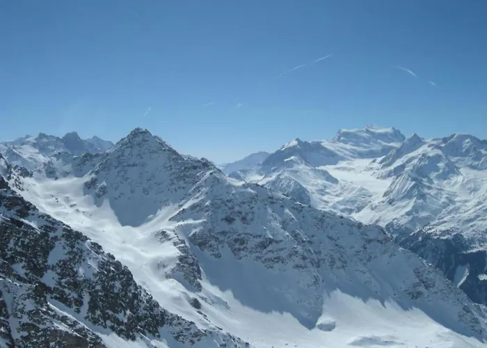 In 4 Vallees With Ski-in Access *