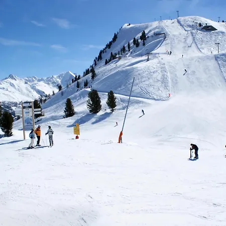 In 4 Vallees With Ski-in Access * Les Collons