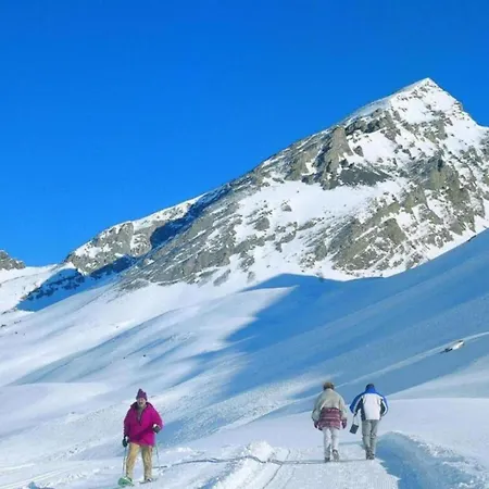In 4 Vallees With Ski-in Access Domek alpejski Les Collons