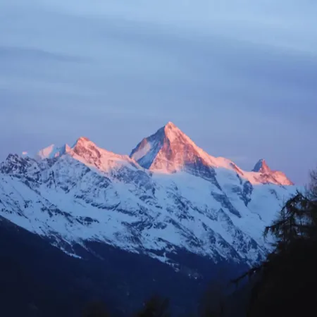 Chalet In 4 Vallees With Ski-in Access